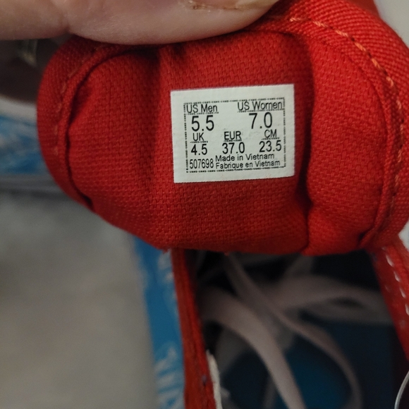 Vans shoes Mens 5.5 And Womens Sz 7 - Picture 5 of 5